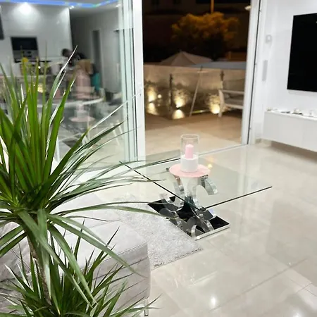Luxury House Atlantico Private Heated Pool Apartment